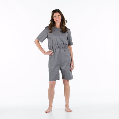 4care Reißfester Pflege-Body 2520 Kurz – Sommer-Overall mit gesichertem Rücken-RV
