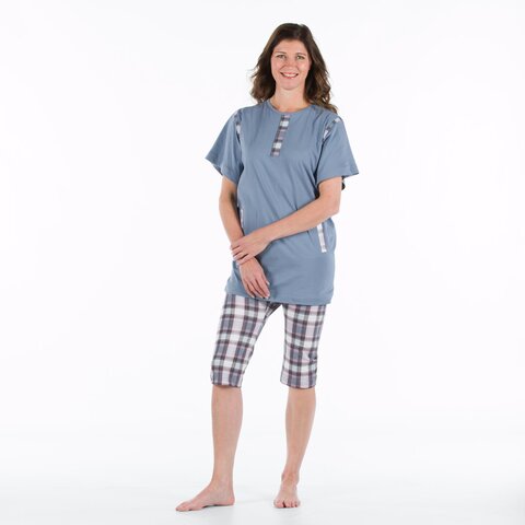 4care Damen Pflege-Pyjama Kurz – Diskreter Pflegeoverall mit Rücken-RV (1054)
